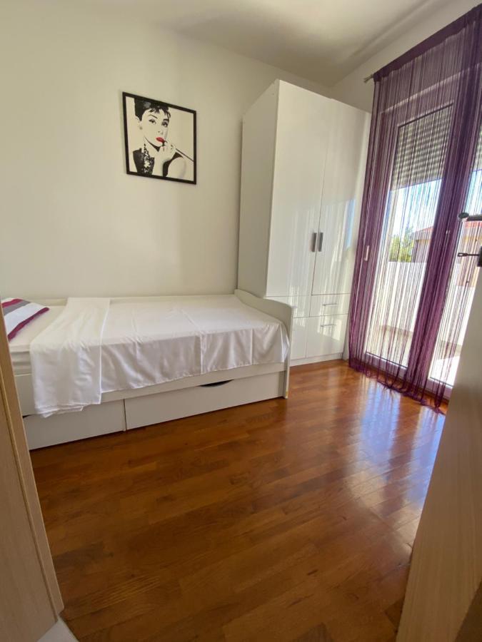 Apartman Mila Kaštela Exterior foto