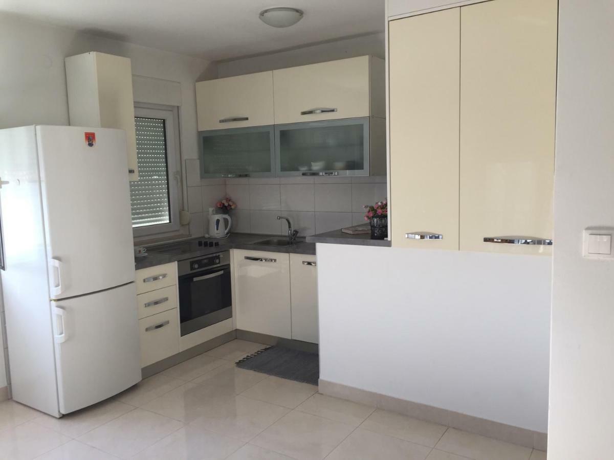 Apartman Mila Kaštela Exterior foto