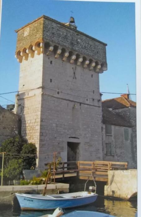 Apartman Mila Kaštela Exterior foto